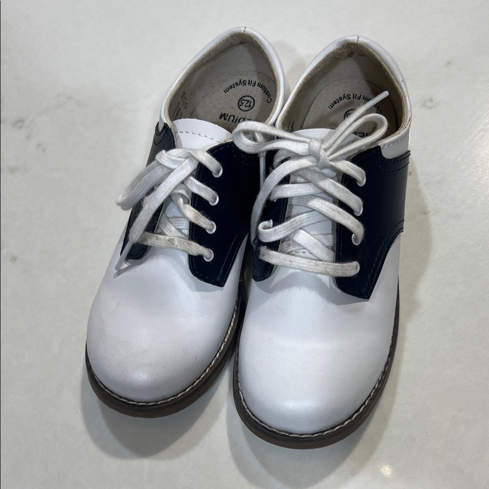 Saddle Oxford footmates 12.5